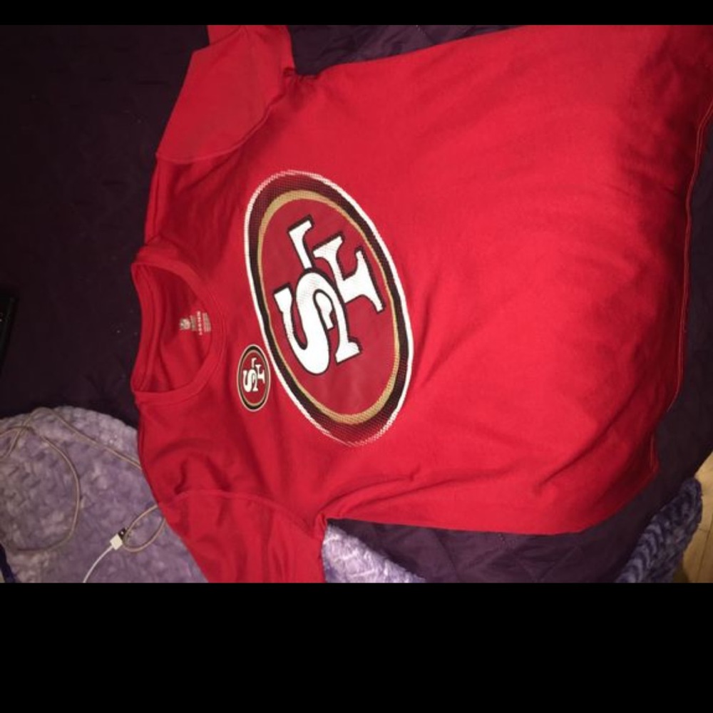 San Francisco’s 49ers T-shirt